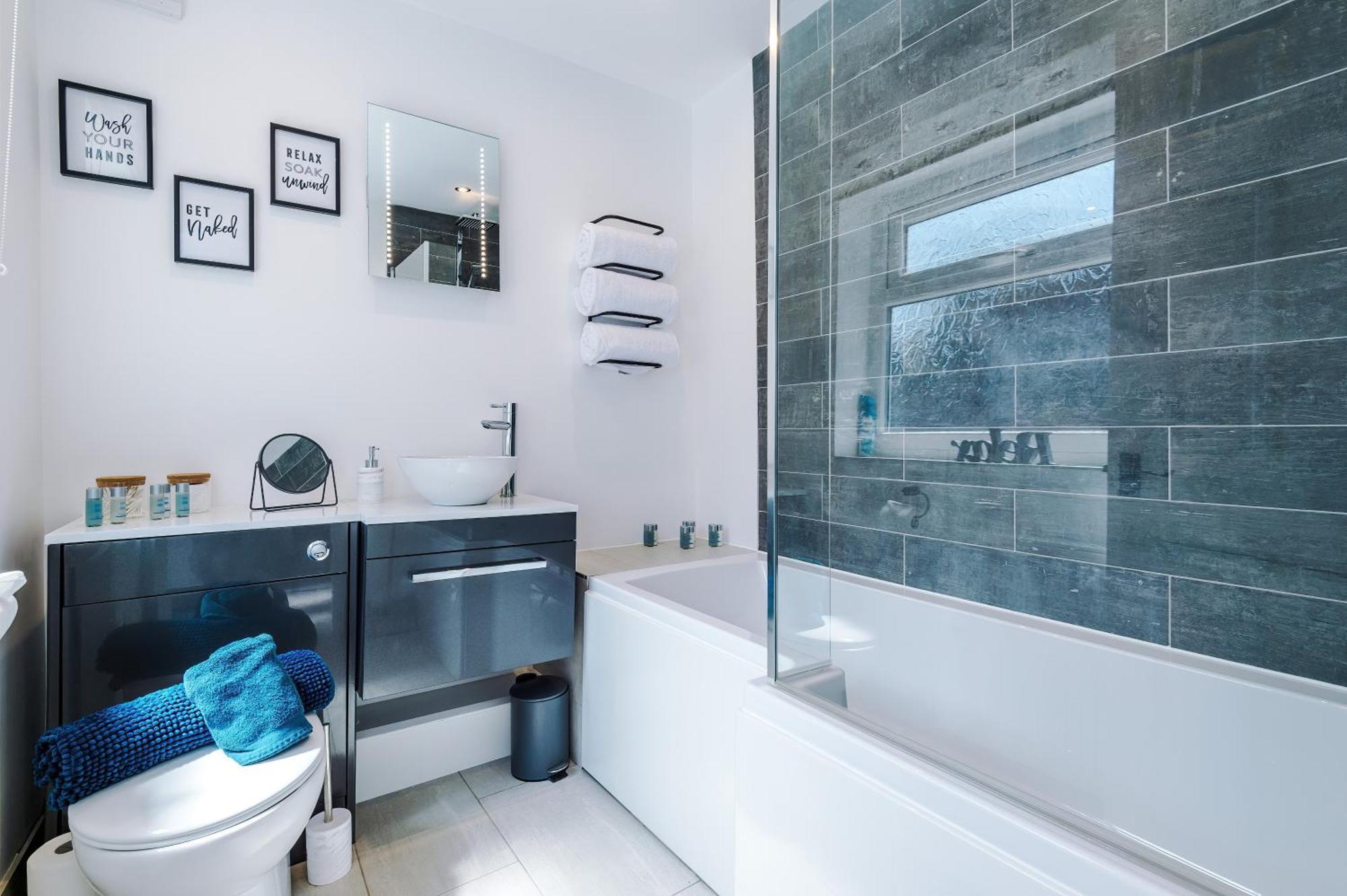 Spacious 3-Bed Home In Nantwich By 53 Degrees Property - Amazing Location, Ideal For Groups - Sleeps 6 Экстерьер фото