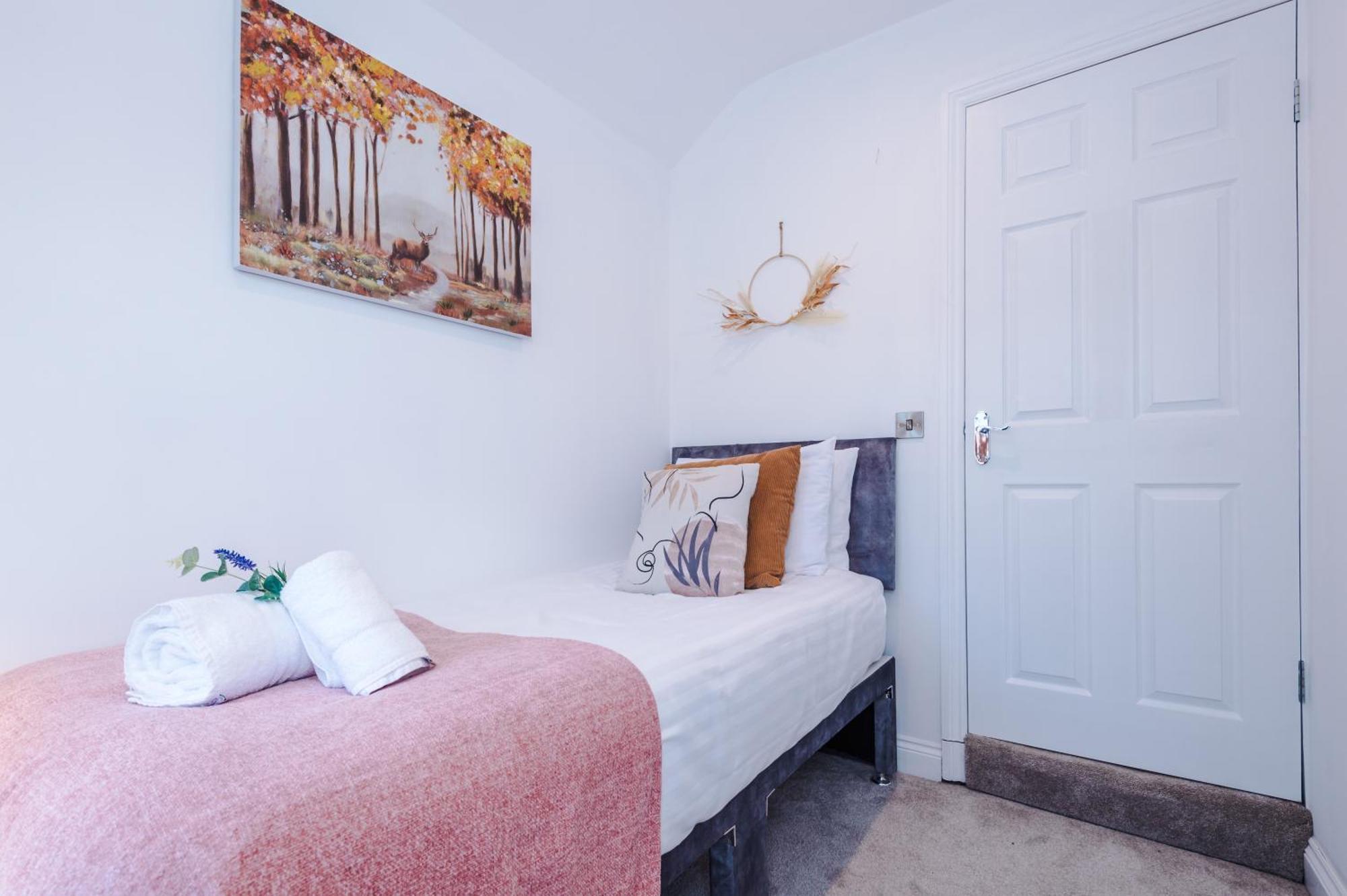 Spacious 3-Bed Home In Nantwich By 53 Degrees Property - Amazing Location, Ideal For Groups - Sleeps 6 Экстерьер фото