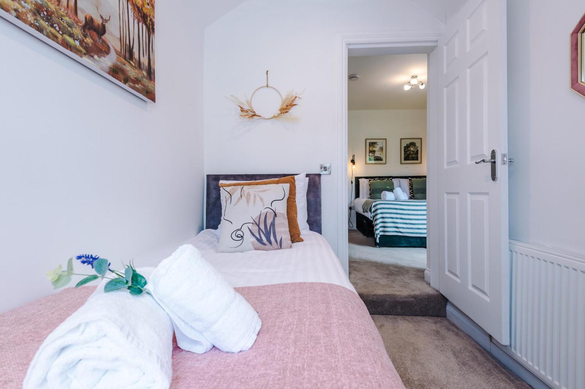 Spacious 3-Bed Home In Nantwich By 53 Degrees Property - Amazing Location, Ideal For Groups - Sleeps 6 Экстерьер фото